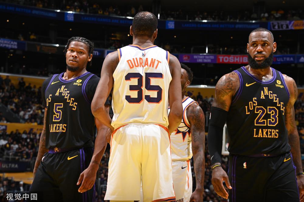 因伤缺阵的 因伤缺阵的