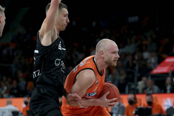 入财务泥潭 入财务泥潭